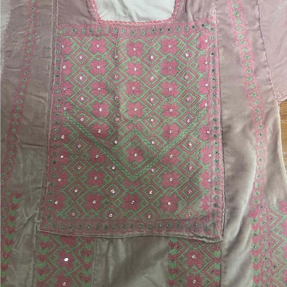 Thobe - Picture 2 of 10